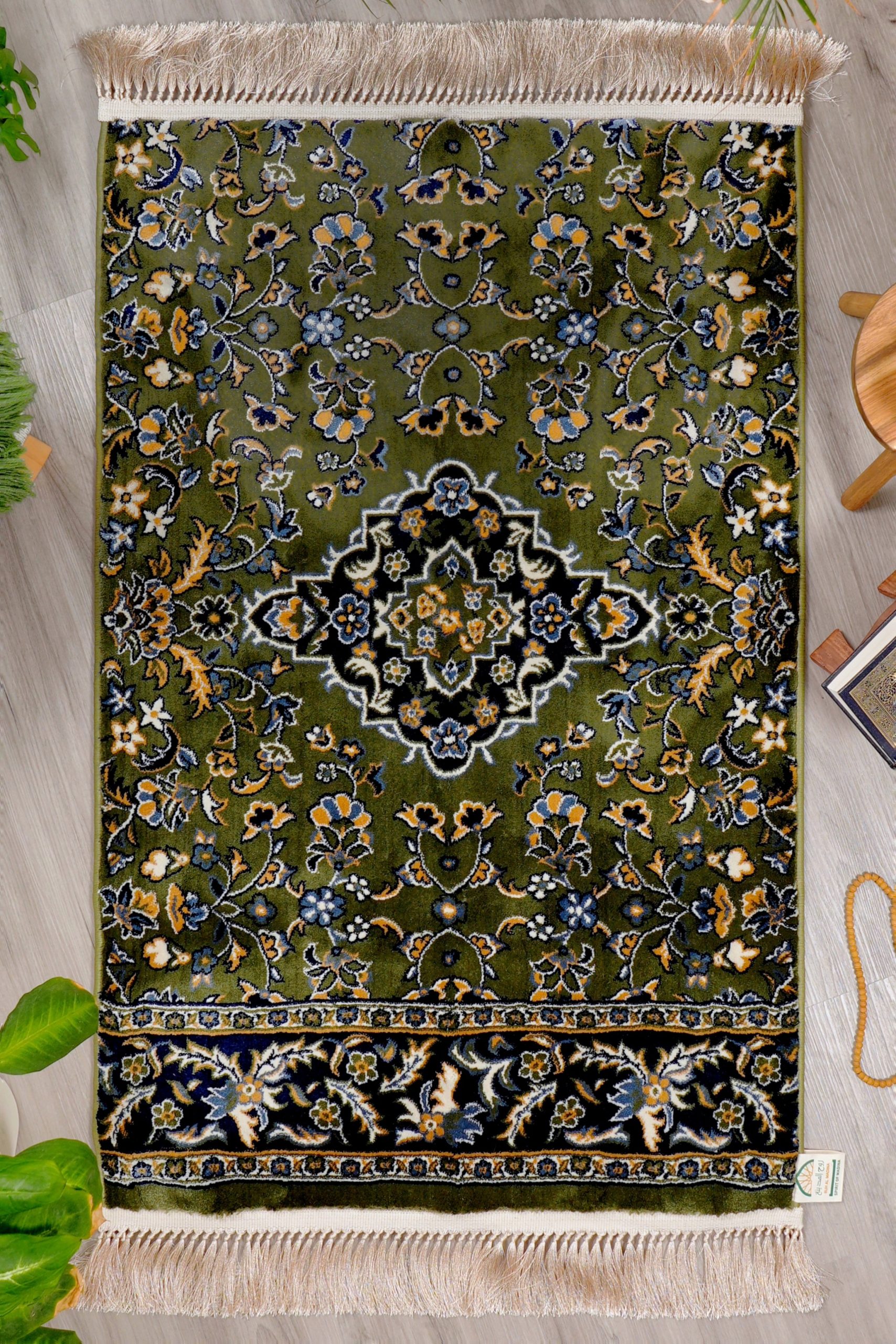 Al Rawda Premium Prayer Rug Green,13mm,Silky Soft | Ruh al Madina | روح ...