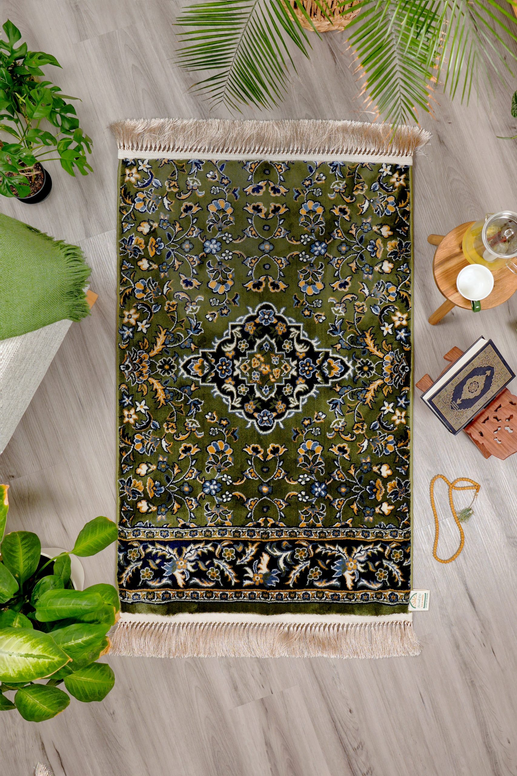 Al Rawda Premium Prayer Rug Green,13mm,Silky Soft | Ruh al Madina | روح ...