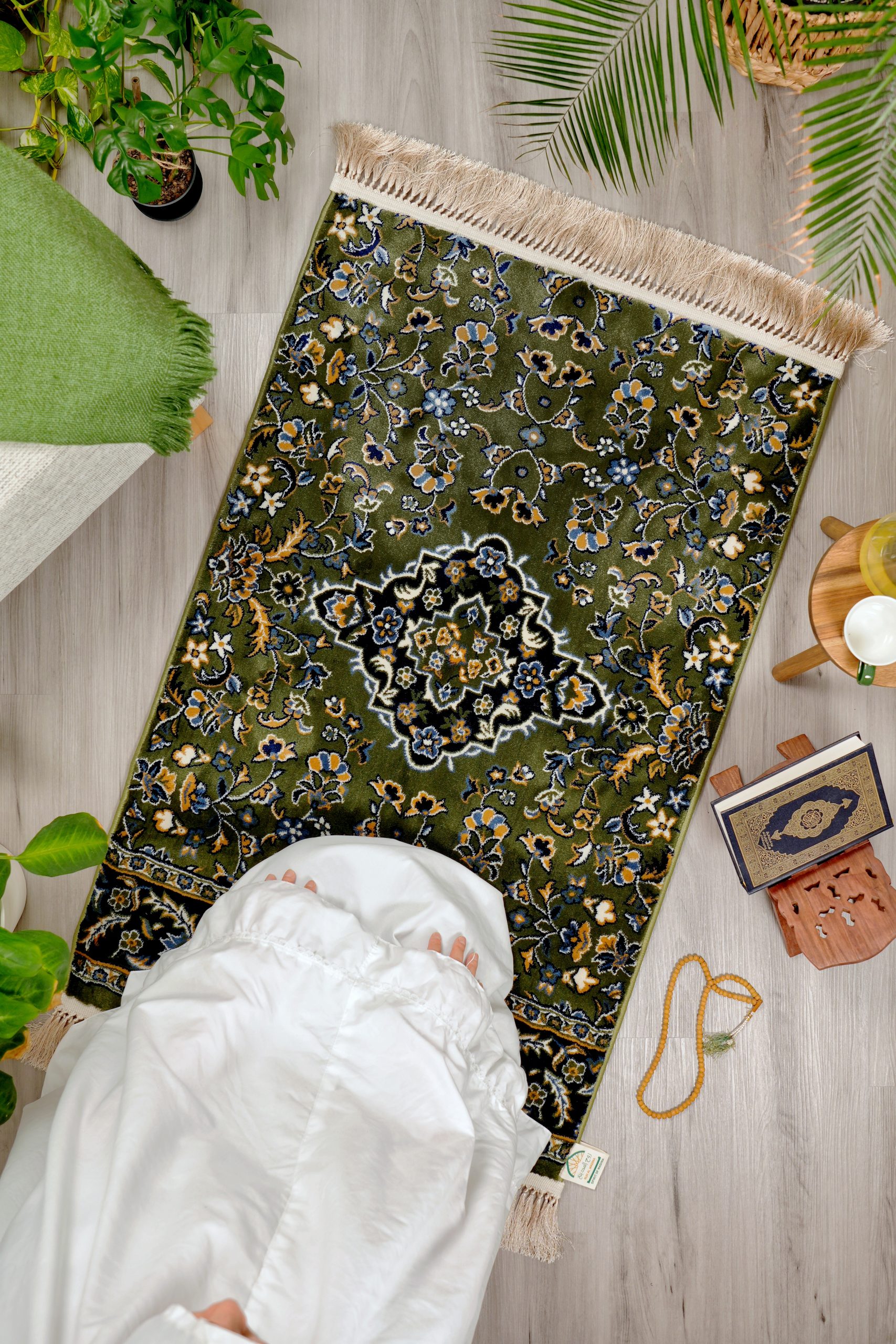 Al Rawda Premium Prayer Rug Green,13mm,Silky Soft | Ruh al Madina | روح ...